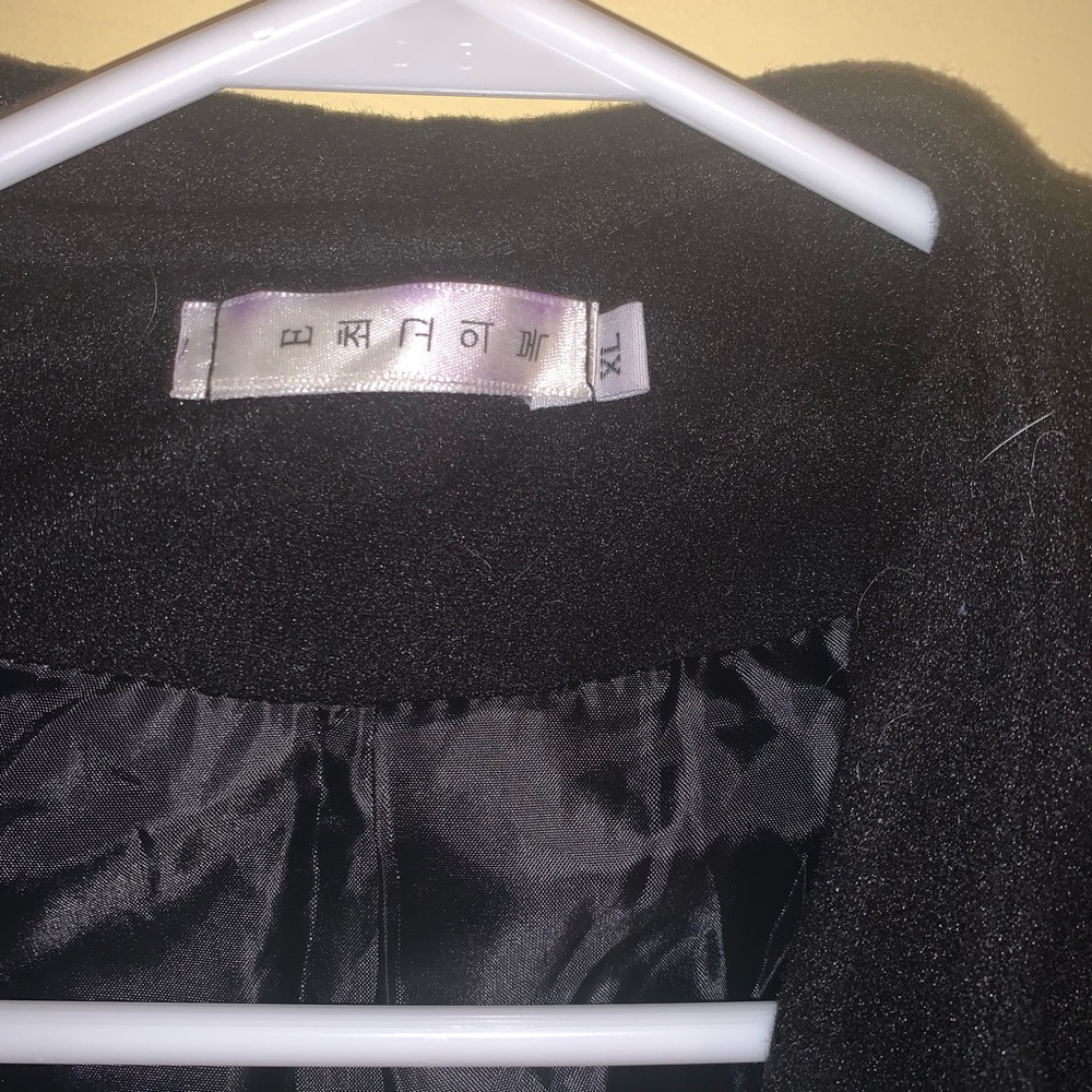 Coat - Picture 2 of 3